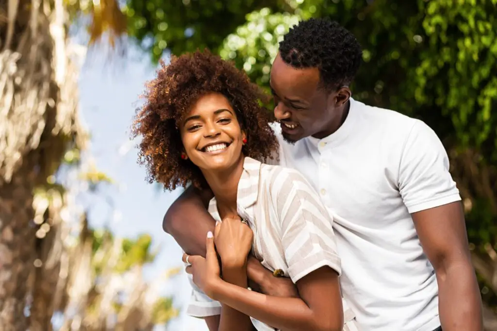 6 Things You Need to Know About Going on a Hinge Date
